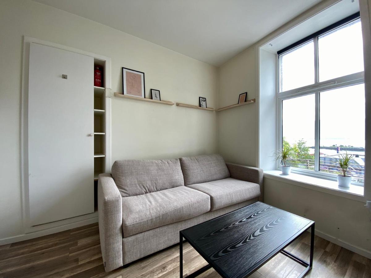 Small, Central And Quiet Studio Apartment In Ålesund المظهر الخارجي الصورة